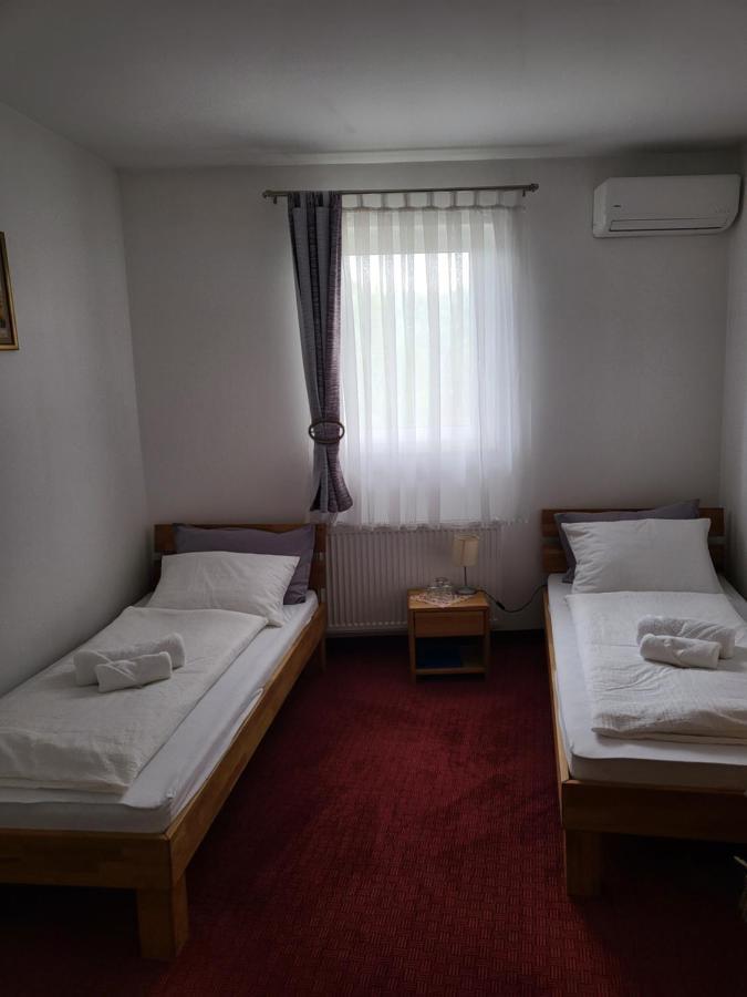 Nihad B&B Visoko Bagian luar foto